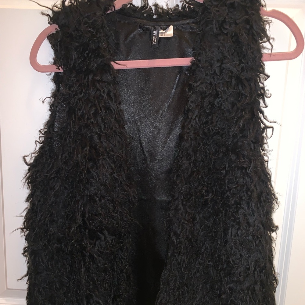 H&M Black Vest